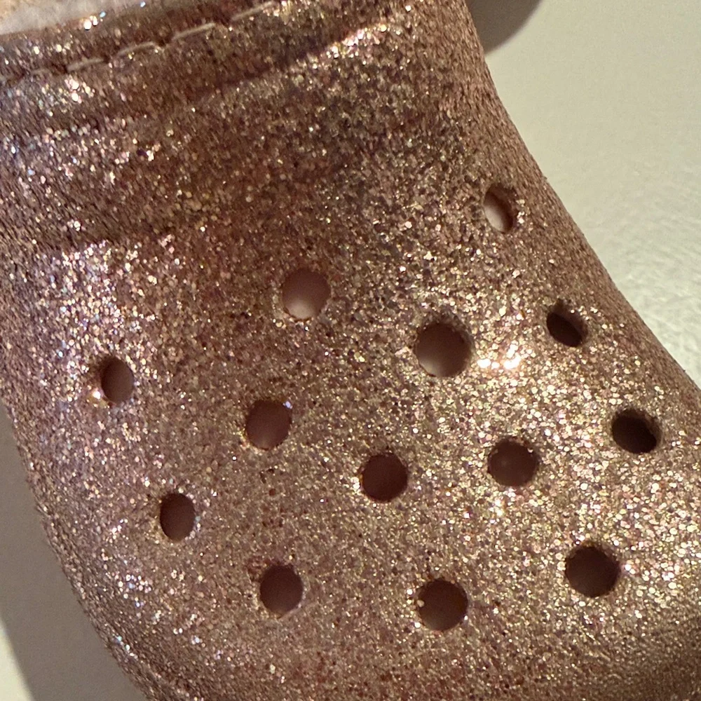 CROCS Glittery Lined Pink Kids c9 - Picture 3 of 6